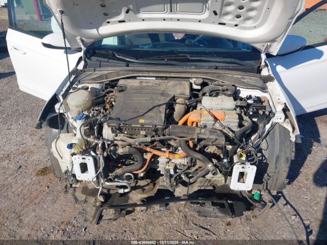 Hyundai Ioniq Blue Image 8