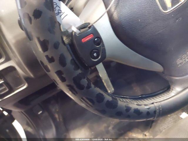 Honda Fit Sport Image 10