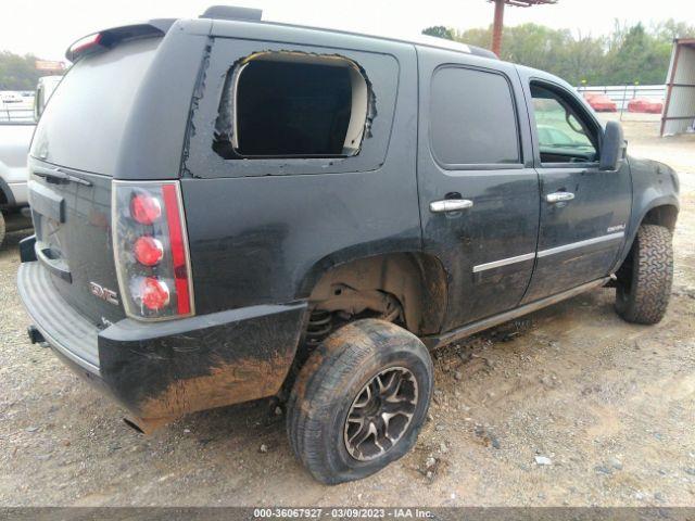 GMC Yukon Denali Image 6