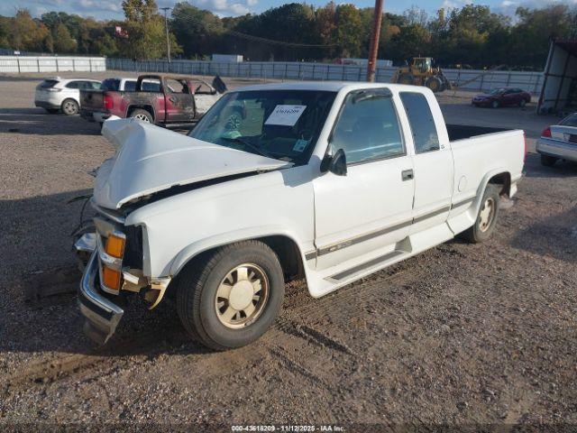 Chevrolet C1500 Fleetside Image 10